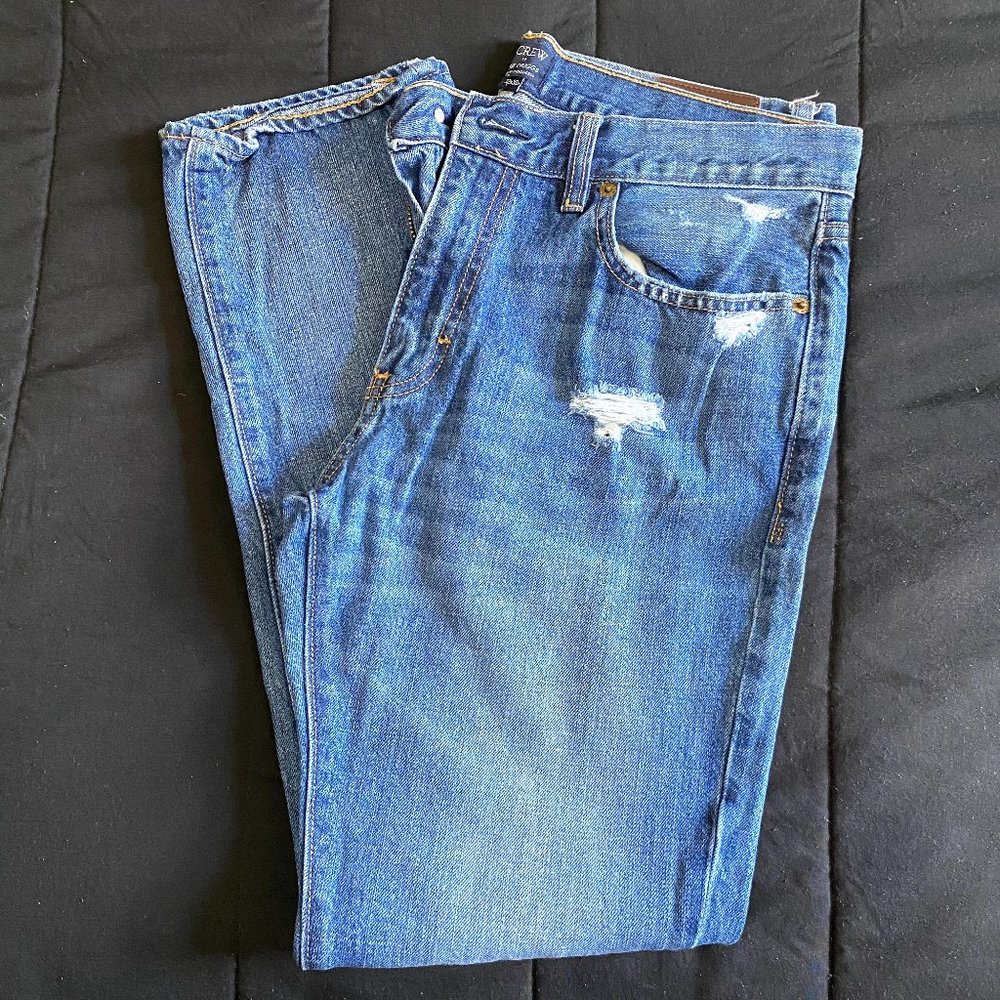 🔥: J. Crew • Distressed • Blue • Jeans • 32 x 30